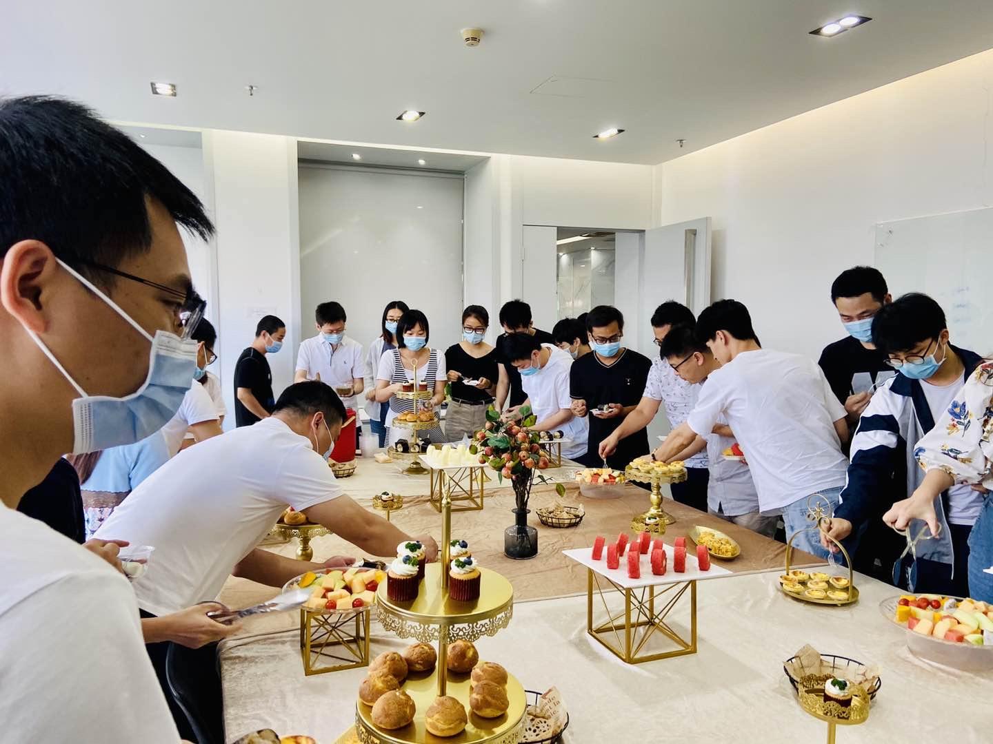 Every week we have an afternoon tea break together aidriving